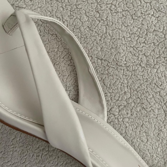 Mango Square Toe Thong Sandal Kitten Heels - Picture 6 of 8